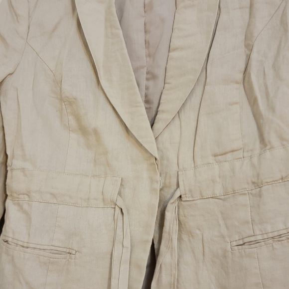 Ladies Jacket - Picture 4 of 11